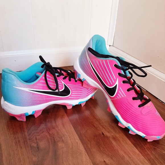Nike Shoes - Womens Nike Fast Flex Cleats